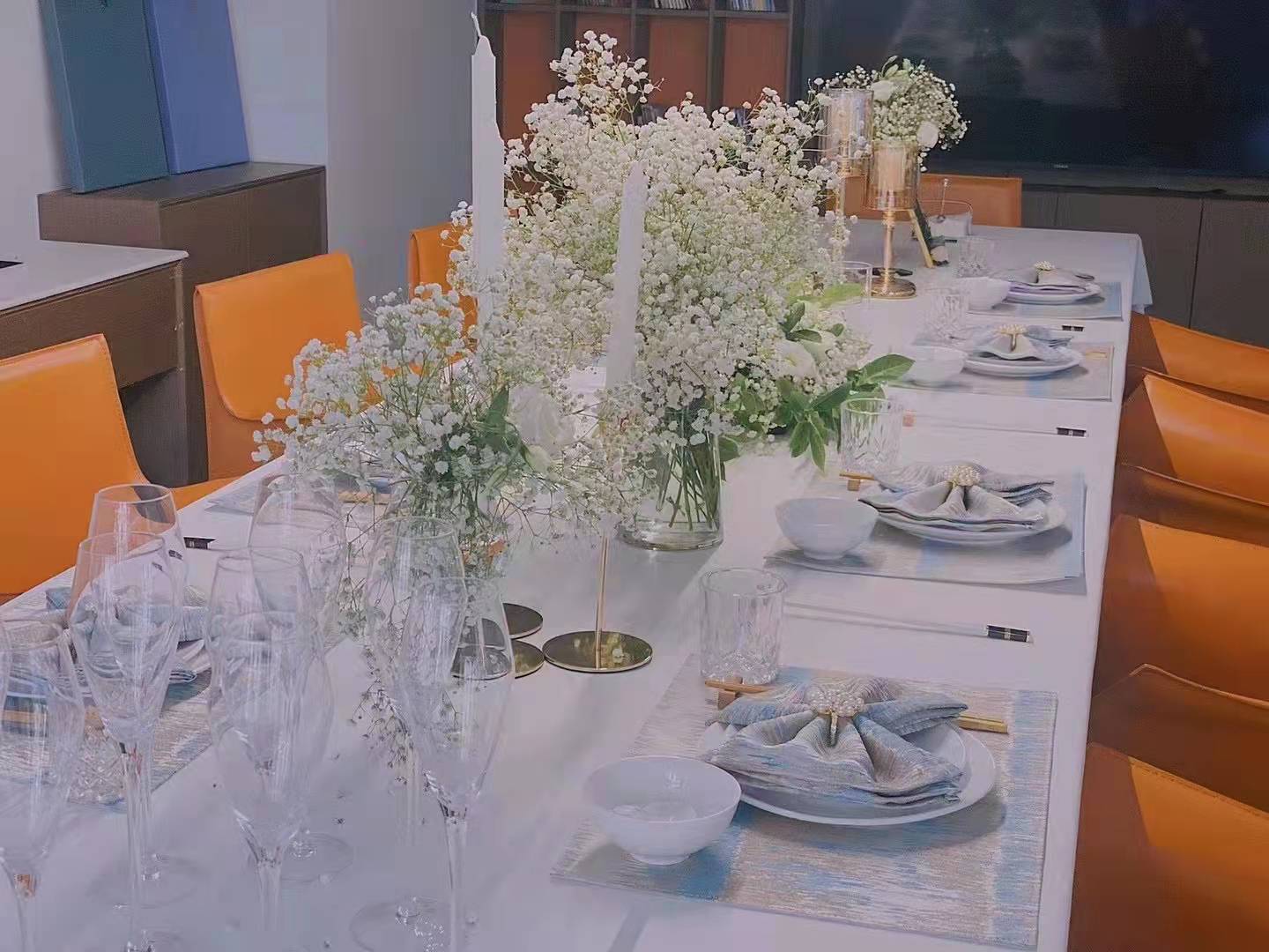 西雙版納特色餐廳推薦：西雙版納告莊·野有蔓草美食藝術(shù)餐廳！