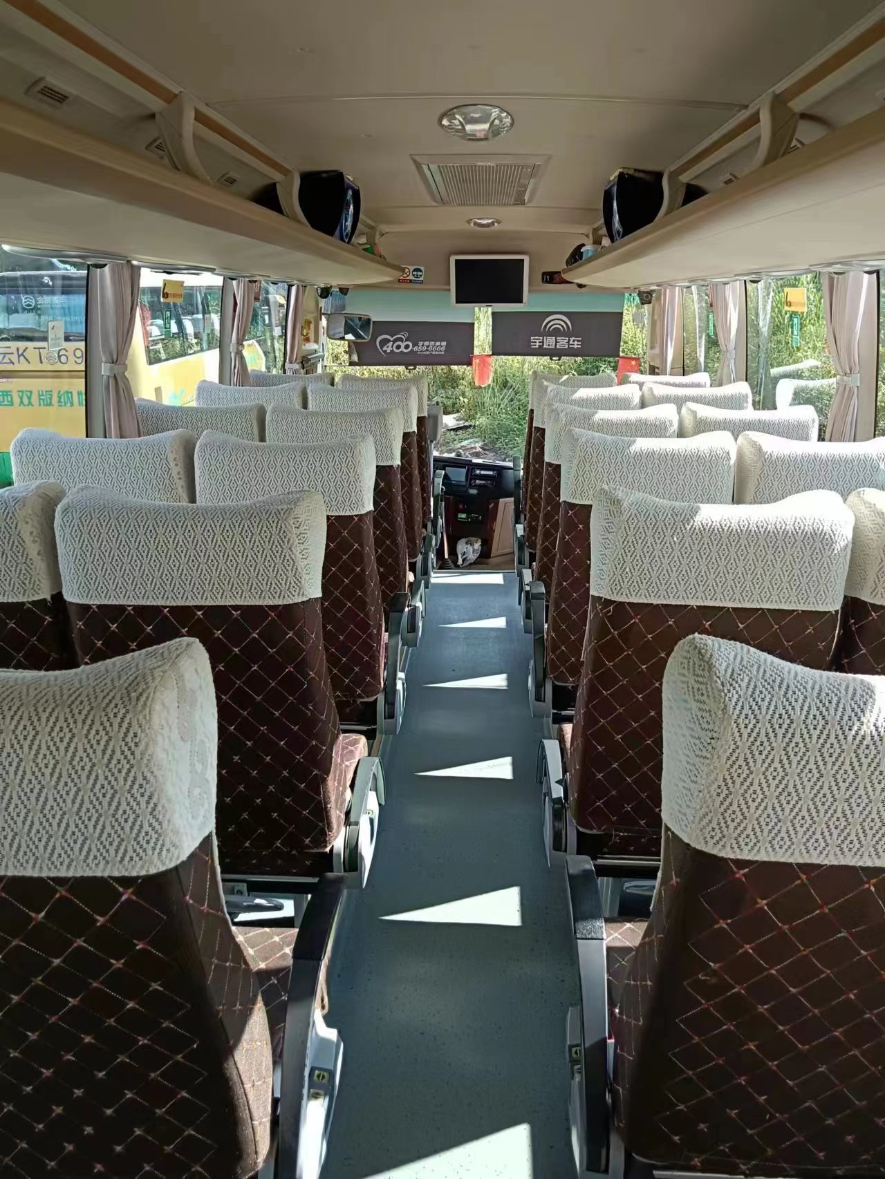 西雙版納旅游包車(chē)