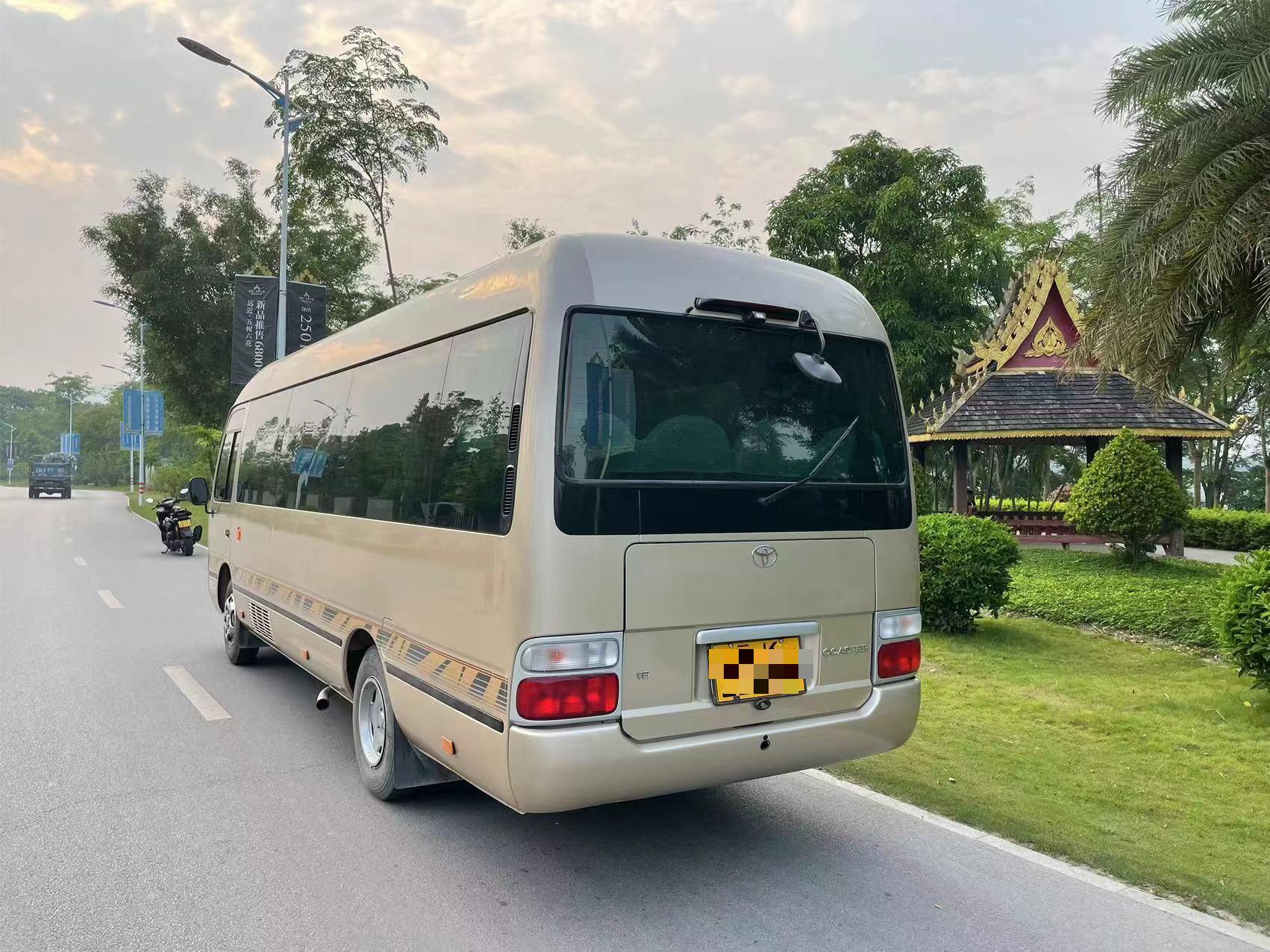 西雙版納旅游包車(chē)